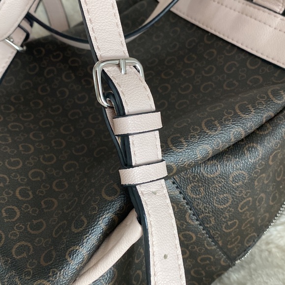 Guess Mini Backpack Pink - Picture 4 of 9